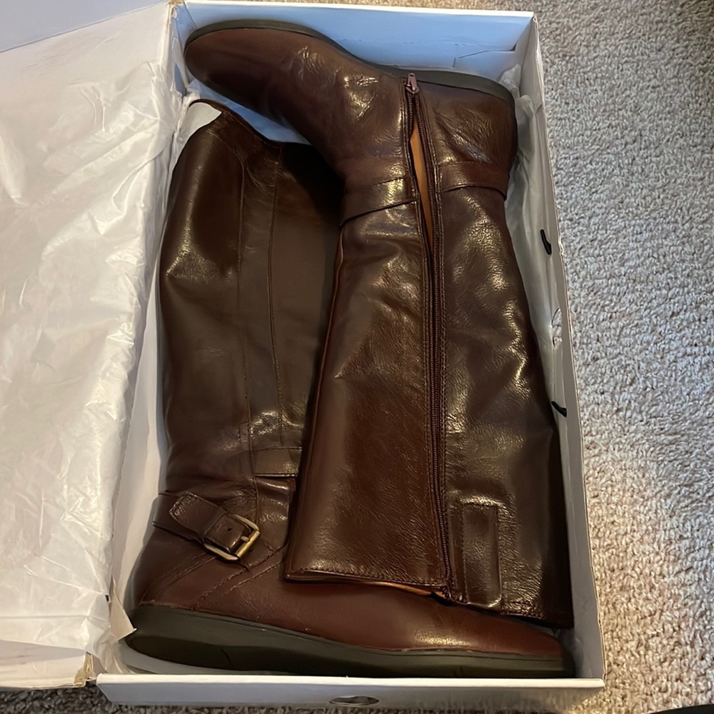 Nine West brand new in box NWTOXICATN dark brown boot womens size 11